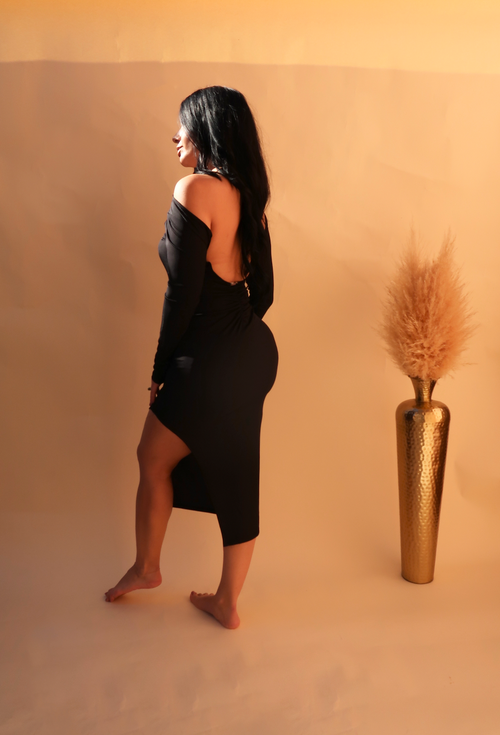 Celestial Backless With Ruched Side Slit Long Sleeve Midi Dress