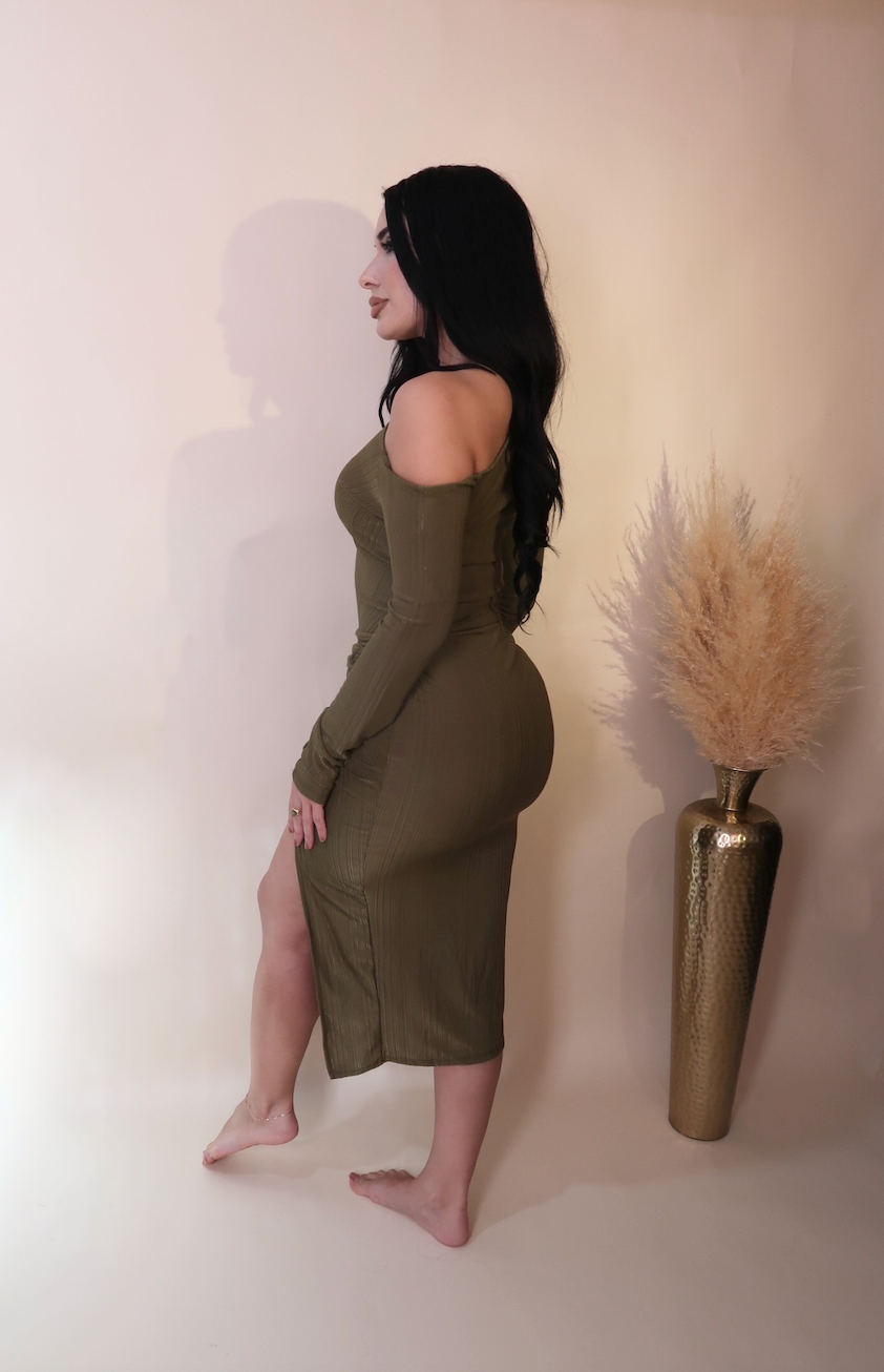 Magnifica One Shoulder Ruched Front Slit Long Sleeve Midi Dress